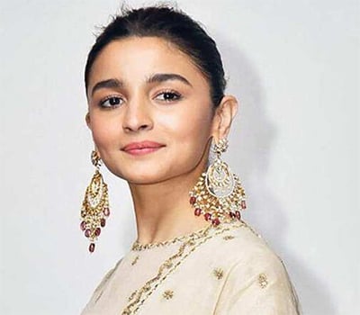 Heroine Alia Bhatt Leak Sex Photos