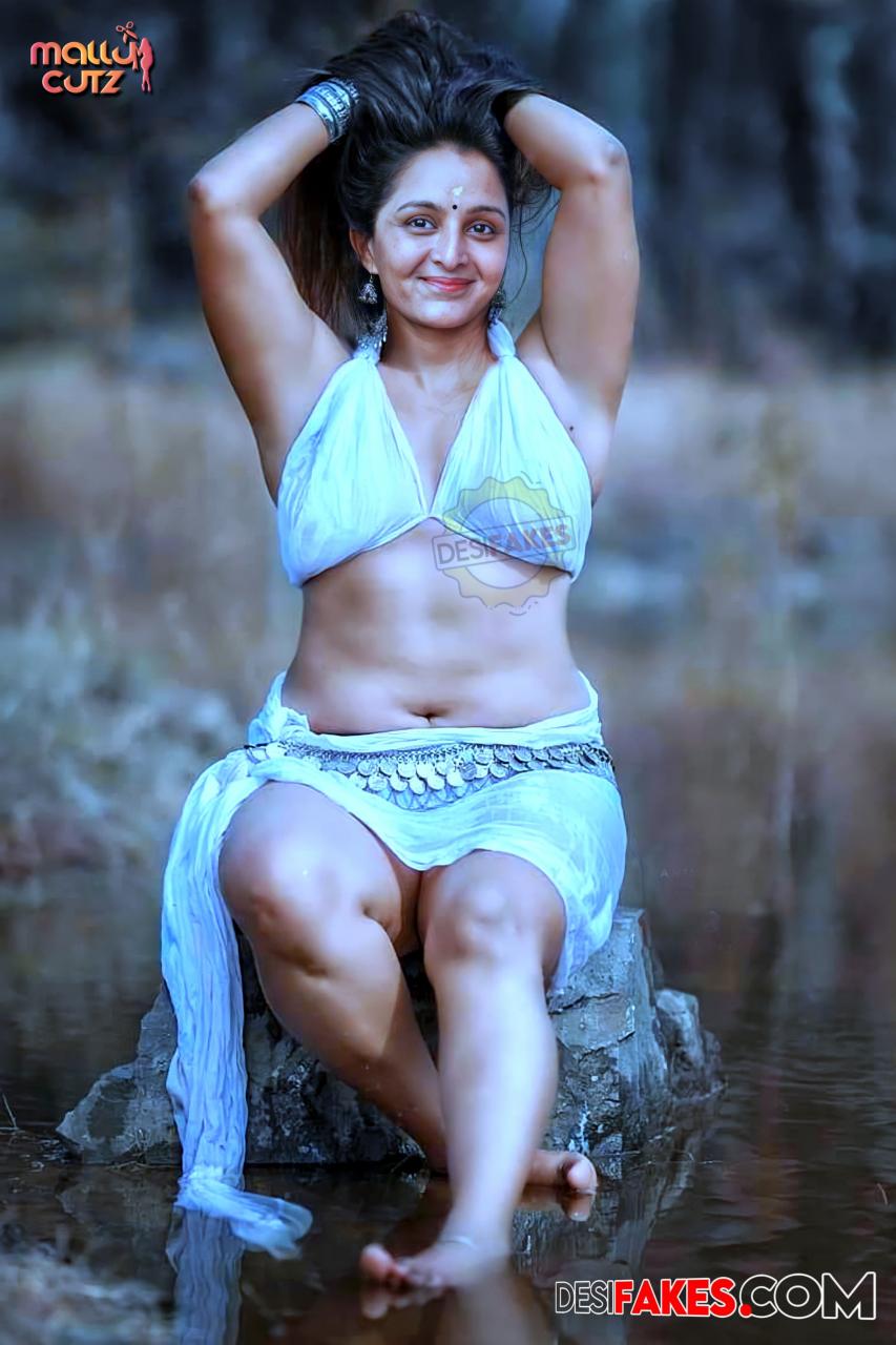 Manju Warrier Group sex Nude Photos