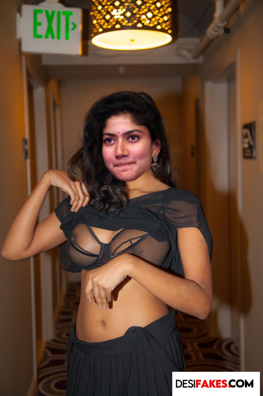 Sai Pallavi Navel Nude Images