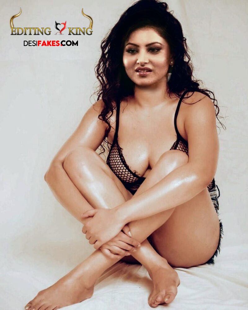 Heroine Urvashi Rautela Naked blacked Photos Fakes