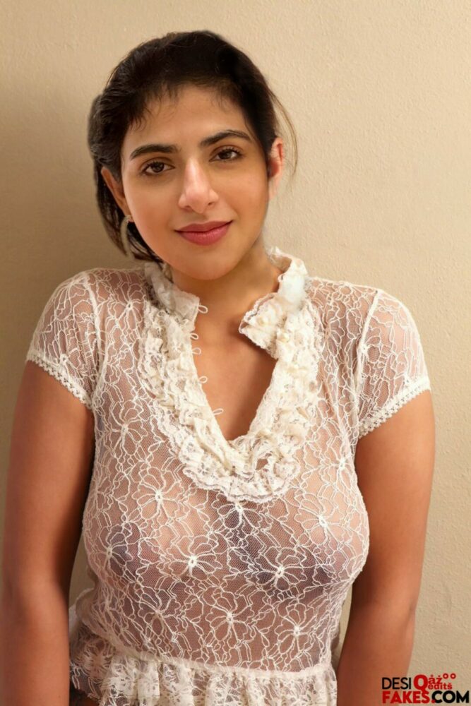 Sexy Iswarya Menon Naked Stripped XXX Fakes