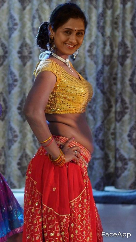 Devayani fat tummy nude hip xxx hot blouse hq image