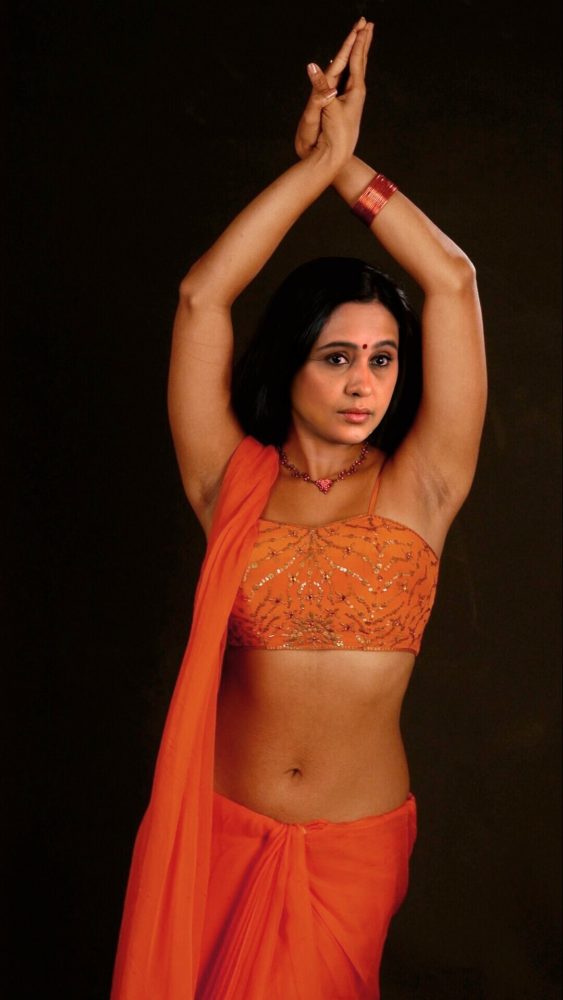 Devayani shaved armpit pic nude navel semi nude blouse xxx saree pic